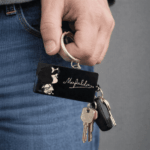 Llavero Mafalda COLOR NEGRO - Imagen 2