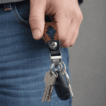 Llavero Cuero 100% Artesanal, con Guarda Color Marron - Imagen 2