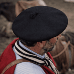 Boinas Lisas Vuelo 32Cm, Color NEGRO - Imagen 2