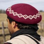 Boina De Hilo Vuelo 32cm, Guarda Pampa/Griega Color MORADO - Imagen 2