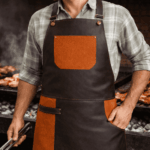 Delantal de Cuero Argentino 100% Color Marron con Bolsillo (78cmlargo x 55ancho) - Imagen 2