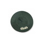 Boina de hilo vuelo 34cm bordada FLORES color verde