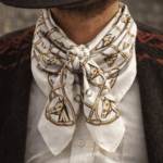 Pañuelo Fratello para Cuello (Diselo Caballos Color Beige, 60X60) - Imagen 2