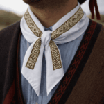 Pañuelo Fratello para Cuello (Diseño Guarda Pampa, Color Blanco) - Imagen 2