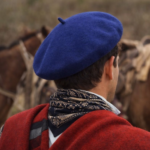 Boina Vasca De Pana vuelo 32cm Gaucho COLOR AZUL - Imagen 2