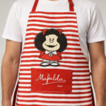 Delantal Mafalda Gabardina, Rayas Rojas (85x58cm) - Imagen 2