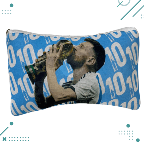 Cartuchera MESSI-besando copa del mundo