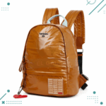 Mochila Engomada "Las Oreiro" Color Marron Claro (40x30cm Aprox.)