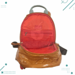 Mochila Engomada "Las Oreiro" Color Marron Claro (40x30cm Aprox.) - Imagen 2