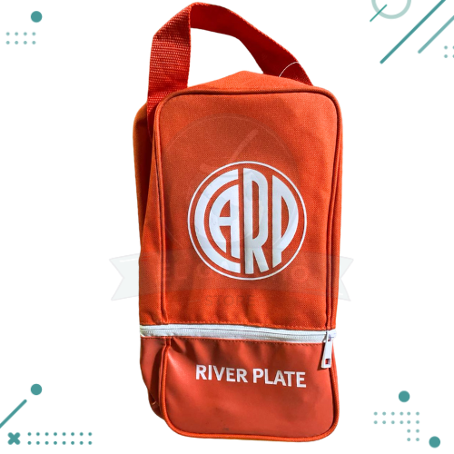 Diseno-sin-titulo-2025-03-21T150436.542.png Bolso Botinero River Plate - "Carp" - Imagen 1