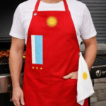 Delantal Parrillero + Repasador (Diseño Argentina) - Color Rojo Franjas Cortas Celeste Y Blanco - Imagen 2