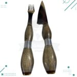 Cuchillo y tenedor mango madera ondulado+ funda 100% cuero - Imagen 2