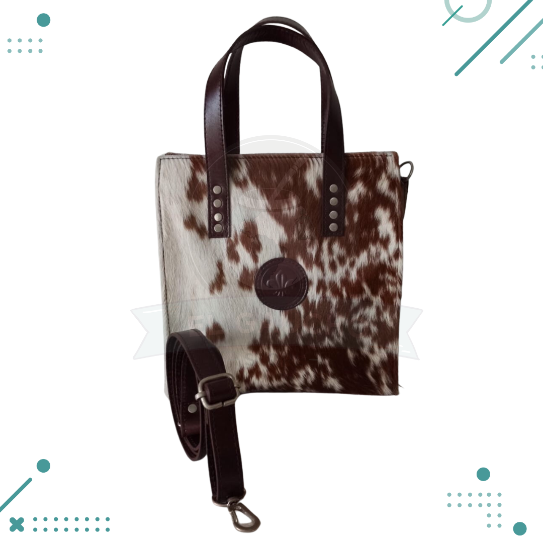 pelo-marron.png Cartera de cuero y pelo color marron - Imagen 1