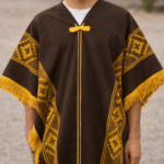 Poncho Argentino Con Hilo, Color Marron diseño Guarda Pampa Color Amarillo140x180 - Imagen 2