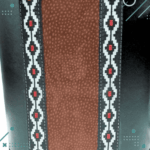 BOLSO MATERO UNIVERSAL COLOR NEGRO CON GUARDA Y CUERO CARPINCHO COLOR MARRON - Imagen 4