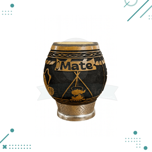 Diseño sin título - 2025-11-28T122839.658 Mate Coco Pie De Hierro, Tallado Calabaza Diseño Gaucho (10x8cm aprox.) - Imagen 1