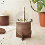 Mate Camionero Nativo, Termico de Pvc con Virola de Acero COLOR MARRON (10x10cm aprox.) - Imagen 4