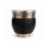 Mate Roma Calabaza Alpaca, Cuero Tallado y Virola Cincelada (Color Negro) (10x9cm aprox) - Imagen 3