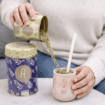 Combo Matero - Yerbera/Azucarera Lata + Mate Nordico Rosa + Bombilla - Imagen 2