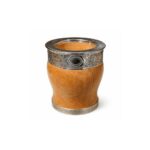 Mate Imperial Algarrobo Premium, Guarda y Base de Alpaca (10x10cm aprox.)