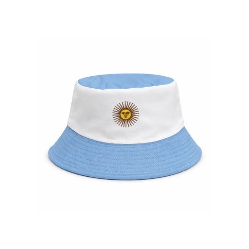 podes crear la imagen de solo el producto sin el envoltorio (13) Gorro Piluso ARGENTINA, Celeste y Blanco con Sol Bordado - Imagen 1