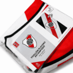 Toallon Playero RIVER PLATE- Negro, Rojo y Blanco - Imagen 2