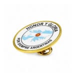 Pin Escarapela, Diseño Malvinas Por Siempre Argentinas HONOR y GLORIA - Imagen 3