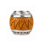 Mate Roma Calabaza, Cuero Tallado, Virola Y Base Cincelada, Color Suela (10x8cm aprox)