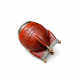 Mate Torpedo Calabaza, Virola de Alpaca Cincelada, Cuero Repujado y Base de Bolitas (Color Marron)(13x8cm aprox.) - Imagen 2
